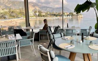 Royal Riviera : Voyage au Jasmin Grill