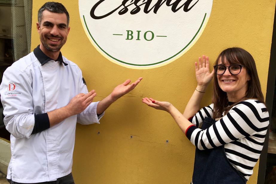 Nice : « Esstra » la joue local