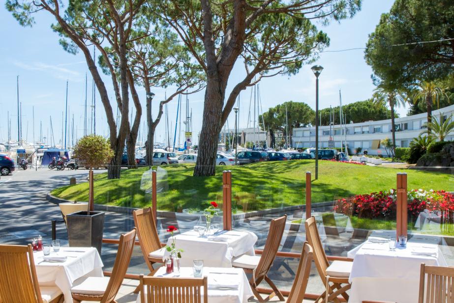 Marina : Coup de frais sur la Flibuste