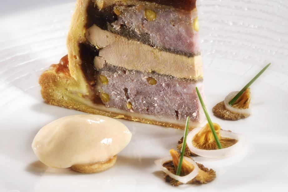 Tourte de canard au foie gras