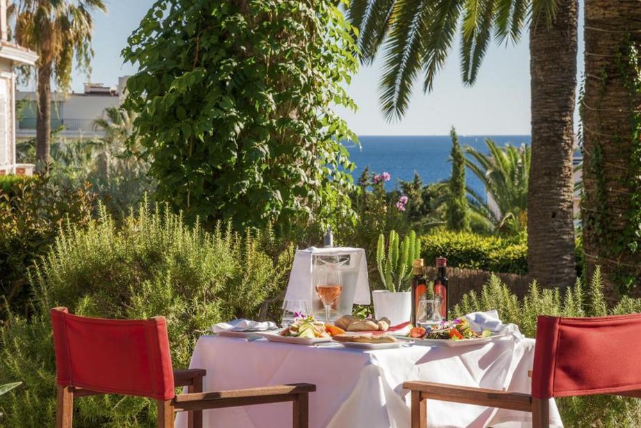 Cannes : la vie de château avec Aniès