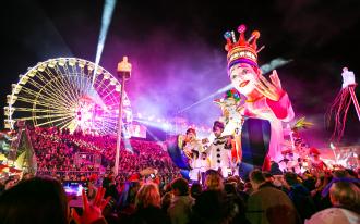 Carnaval de Nice : un défilé de mode !
