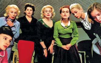 8 femmes