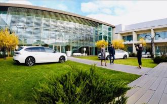 Asphalte – Peugeot 508 SW