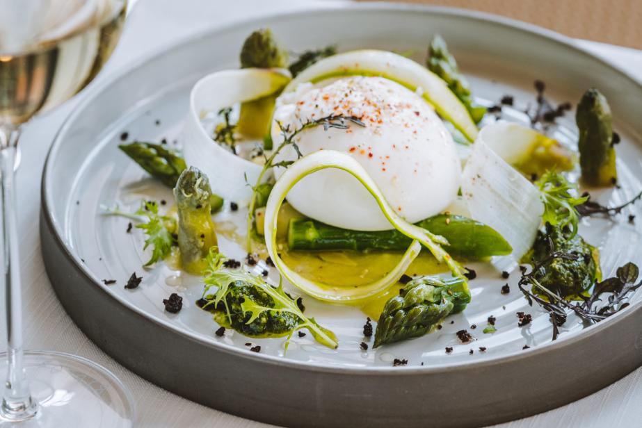 Burrata, asperges