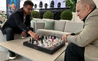 Cédric Biscay,  Le Gaming "Made in Monaco"