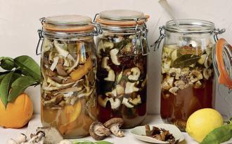 Les champignons marinés