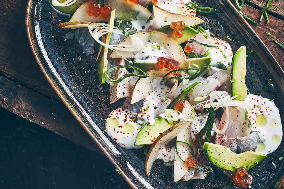 Daurade en Ceviche, coco, persil, œufs de saumon