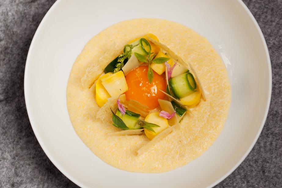 Œuf à la polenta de Gruyère suisse