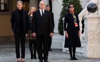 Hommage aux victimes des attentats de Paris