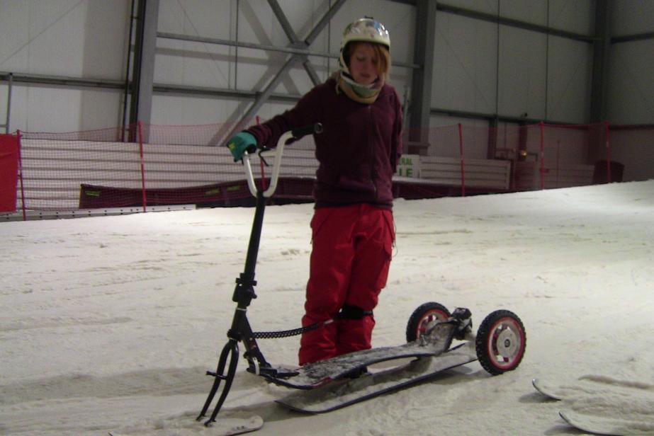 Une trottinette pour la neige