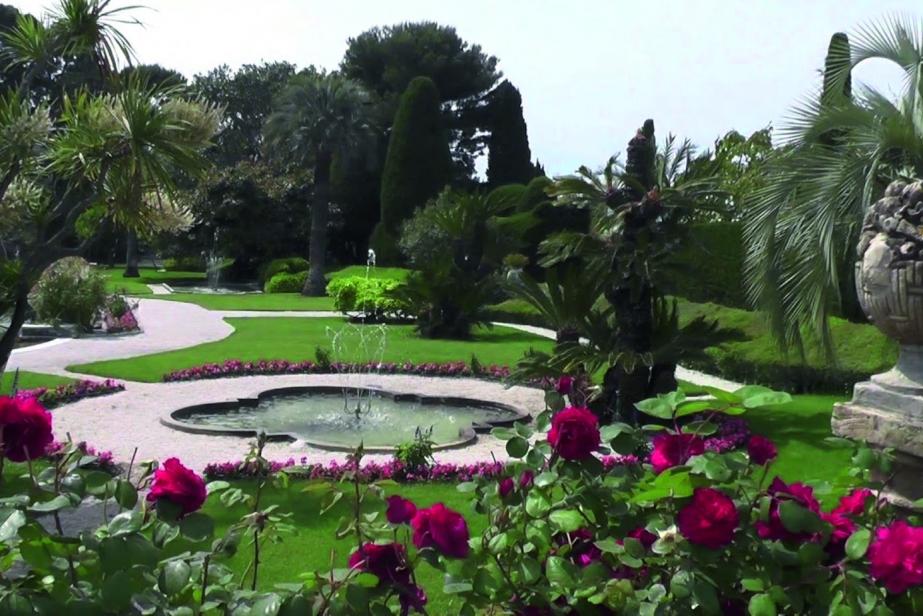 Ephrussi fête les roses