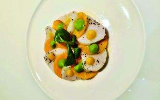 Noix de Saint-Jacques marinées à la vanille, patate douce
