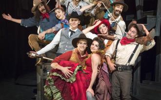 Saloon par le CIRQUE ELOIZE