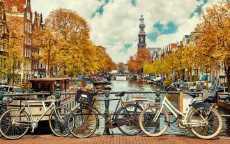Amsterdam, Entre tradition et modernité