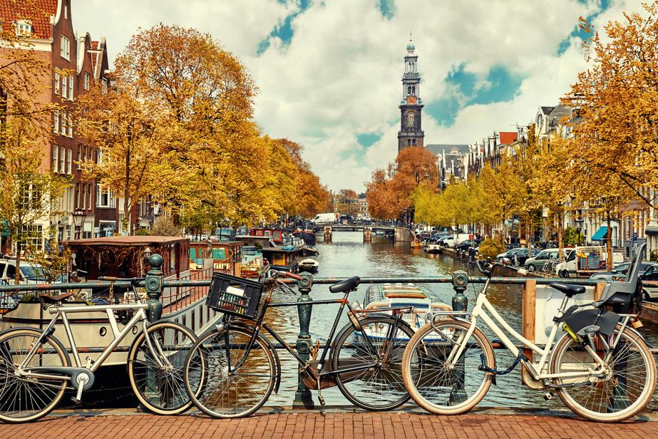 Amsterdam, Entre tradition et modernité