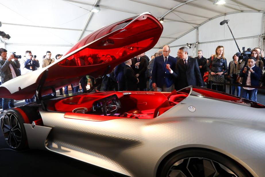 Le 2e Salon International de l'Automobile : écologique et novateur