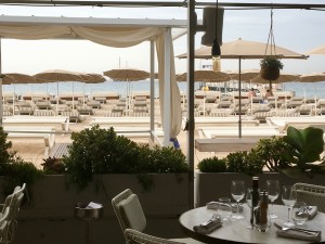 Beeftro Cannes : plage gourmande
